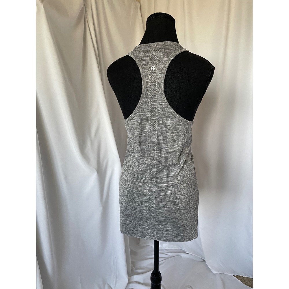 Lululemon Swiftly Tech Racerback Sz 12 Grey Heather Seamless Running Tank Top